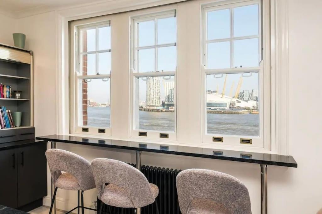 3 X Bedroom Riverside Flat With Hot Tub On Roof Terrace Londra Exterior foto