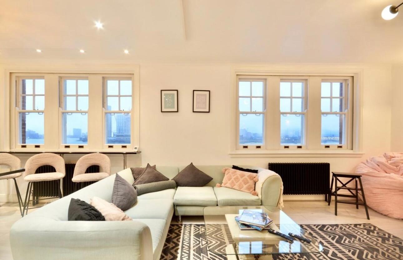 3 X Bedroom Riverside Flat With Hot Tub On Roof Terrace Londra Exterior foto